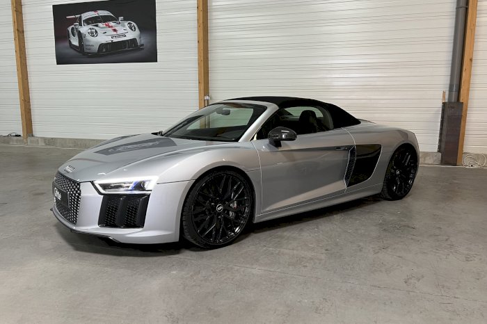 Audi R8  V10 Spyder