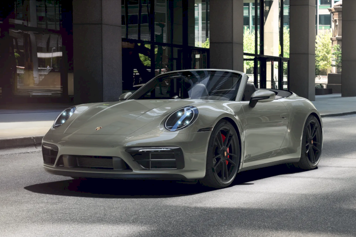 Porsche 911 Carrera GTS Cabriolet